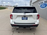 Used 2022 Ford Explorer XLT w/ Equipment Group 202A image 5