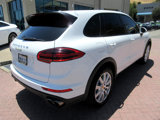 Used 2017 Porsche Cayenne S image 3