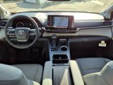 Certified 2024 Toyota Sienna Limited image 3