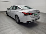 Used 2023 Nissan Altima 2.5 SV image 5