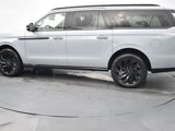 New 2025 Lincoln Navigator L Reserve image 2