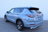 New 2025 Mitsubishi Outlander SE image 2