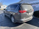 Used 2023 Chrysler Voyager LX image 3