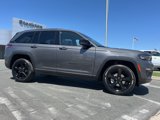 New 2025 Jeep Grand Cherokee Limited w/ Black Appearance Package image 3