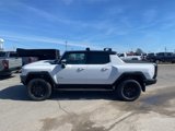 New 2025 GMC Hummer EV 2X w/ LPO, Roof Cross Rail Package image 3