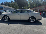 Used 2015 Lincoln MKS image 3