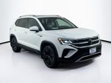 Used 2023 Volkswagen Taos SEL image 3