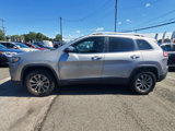 Used 2020 Jeep Cherokee Latitude Plus image 2