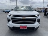 Used 2024 Chevrolet Traverse LT image 3
