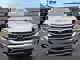 Used 2021 Volkswagen Atlas Cross Sport SE w/ Panoramic Sunroof Package image 4