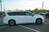 Used 2023 Chrysler Pacifica Limited image 6