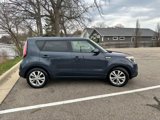 Used 2014 Kia Soul + image 4