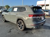 Used 2025 Volkswagen Atlas SEL Premium R-Line image 3