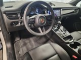 Used 2025 Porsche Macan image 4