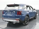 Certified 2024 Kia Sorento EX w/ Panoramic Sunroof Package image 5