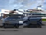 New 2025 Lincoln Navigator Reserve image 3