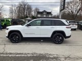 New 2025 Jeep Grand Cherokee Limited w/ Black Appearance Package image 4
