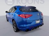 Used 2022 Alfa Romeo Stelvio Veloce image 4