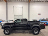 Used 2016 Toyota Tacoma TRD Off-Road w/ Towing Package image 2
