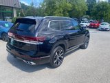 Used 2024 Volkswagen Atlas SEL Premium R-Line image 4