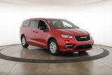 New 2026 Chrysler Pacifica Select image 2