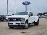 New 2025 Ford F350 Lariat image 2