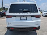 Used 2023 Jeep Wagoneer L Series II image 4