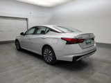 Used 2023 Nissan Altima 2.5 SV image 5