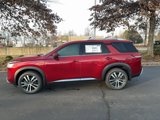 New 2025 Nissan Pathfinder Platinum image 5