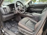 Used 2023 Nissan Pathfinder SL image 2