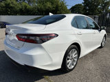 Used 2022 Toyota Camry LE image 5