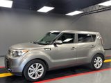 Used 2016 Kia Soul + image 2