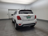 Used 2018 Chevrolet Trax LT w/ LT Convenience Package image 6