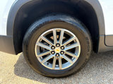Used 2023 Chevrolet Traverse LT image 6