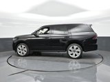 New 2025 Lincoln Navigator Reserve image 4