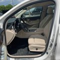 Used 2021 Mercedes-Benz GLC 300 4MATIC image 3