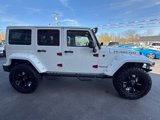 Used 2014 Jeep Wrangler Unlimited Rubicon w/ Connectivity Group image 4