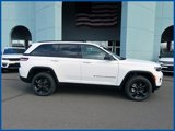 New 2025 Jeep Grand Cherokee Limited w/ Black Appearance Package image 2