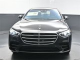 New 2025 Mercedes-Benz S 580e 4MATIC Sedan image 3