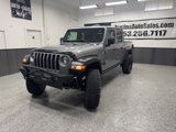 Used 2020 Jeep Gladiator Sport image 2
