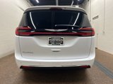New 2025 Chrysler Pacifica Select image 3