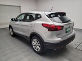Used 2019 Nissan Rogue Sport S image 5