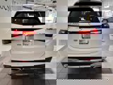 New 2025 Mercedes-Benz GLC 350e 4MATIC image 5