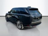 Used 2024 Land Rover Range Rover SE image 3