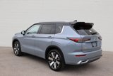 New 2025 Mitsubishi Outlander SEL image 2