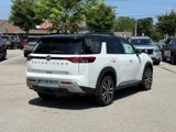 New 2025 Nissan Pathfinder Platinum image 5