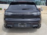 Certified 2025 Porsche Macan GTS image 6