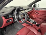 Certified 2025 Porsche Macan S image 4