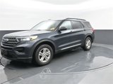 Used 2022 Ford Explorer XLT image 2