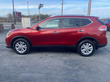 Used 2016 Nissan Rogue SV image 2